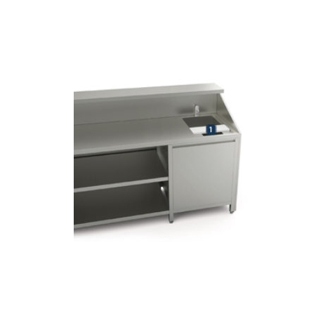 Élément avec un évier, une planche à découper mobile et un trou pour les déchets